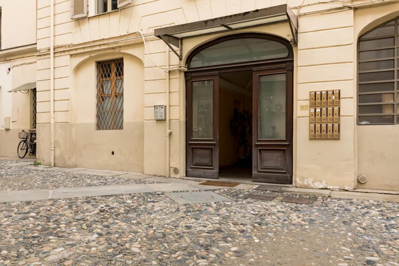 Piccola Casa Nel Cuore Di Torino Exterior foto